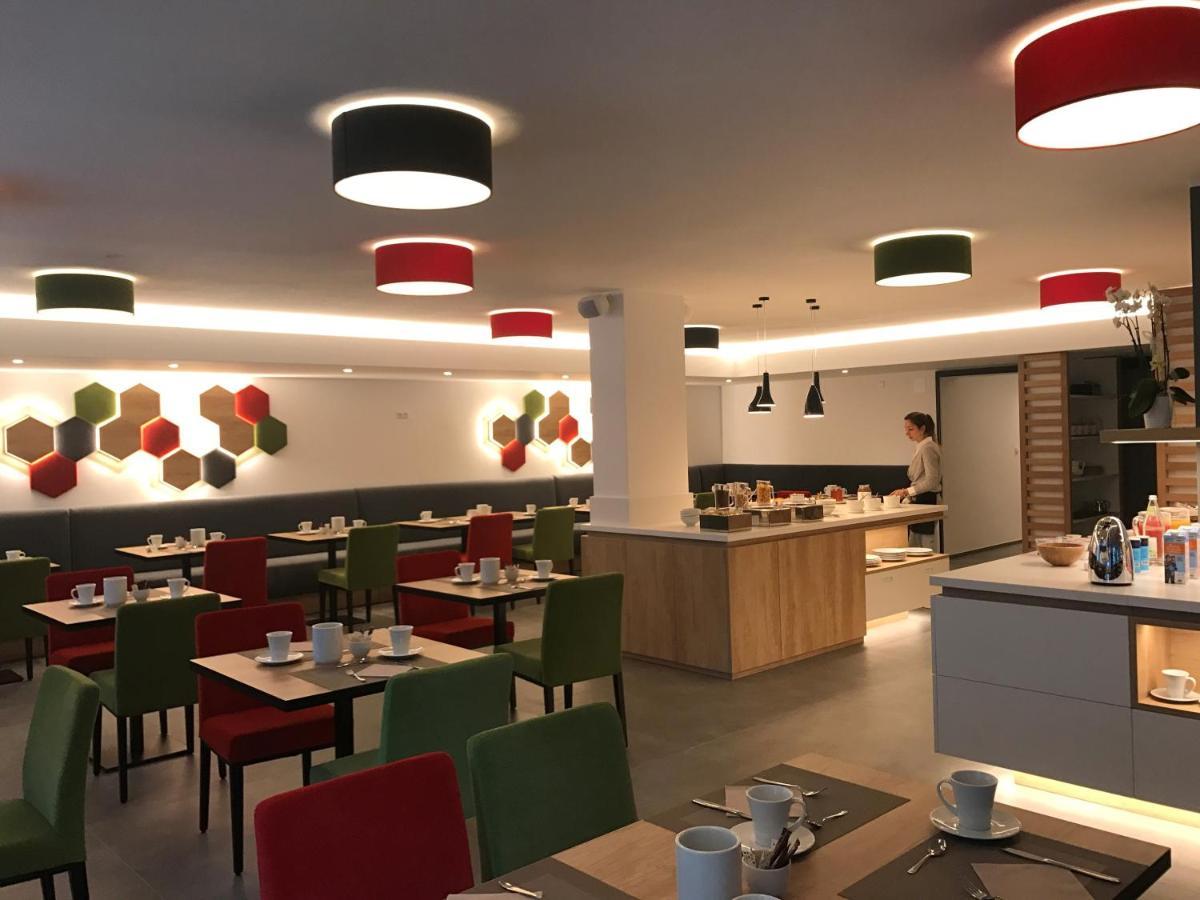 Tourist Hotel Μπρεσανόνε Εξωτερικό φωτογραφία