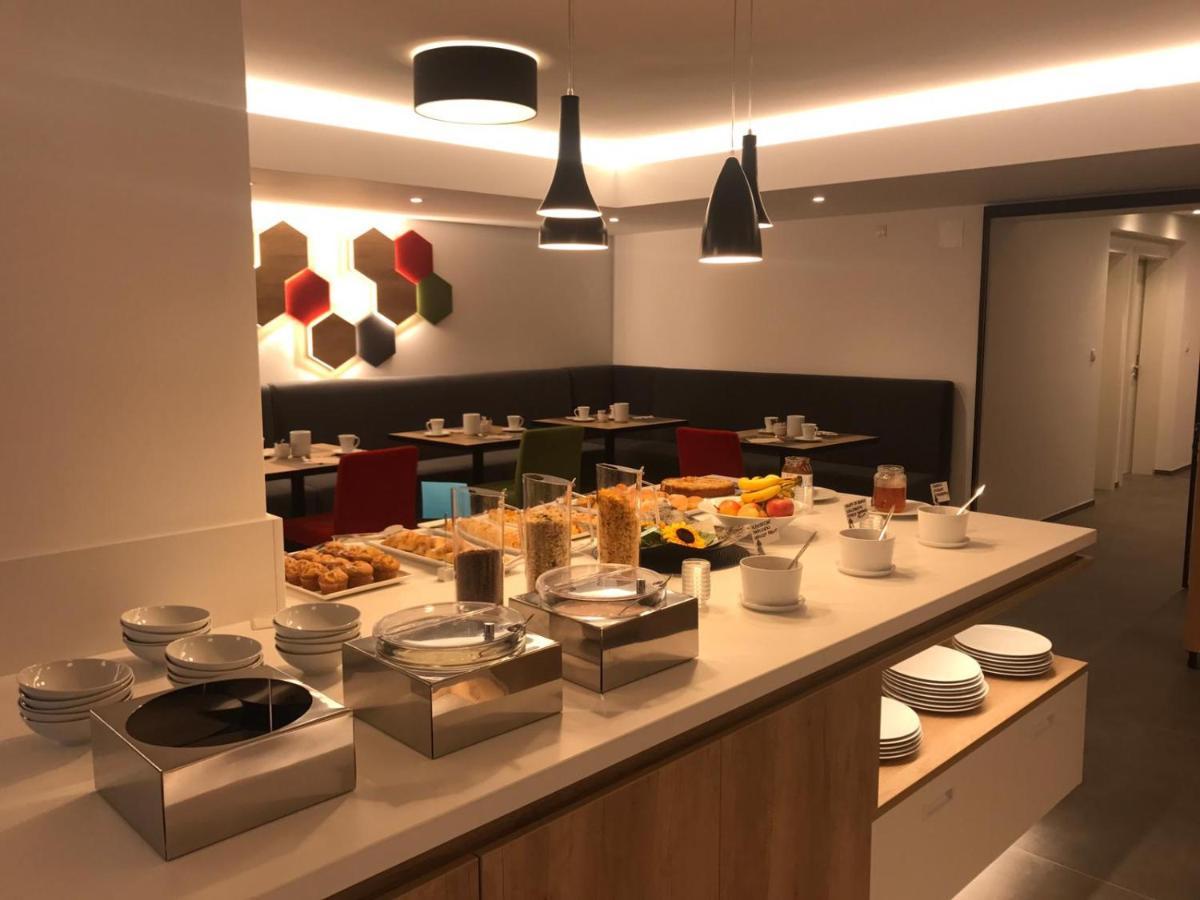 Tourist Hotel Μπρεσανόνε Εξωτερικό φωτογραφία