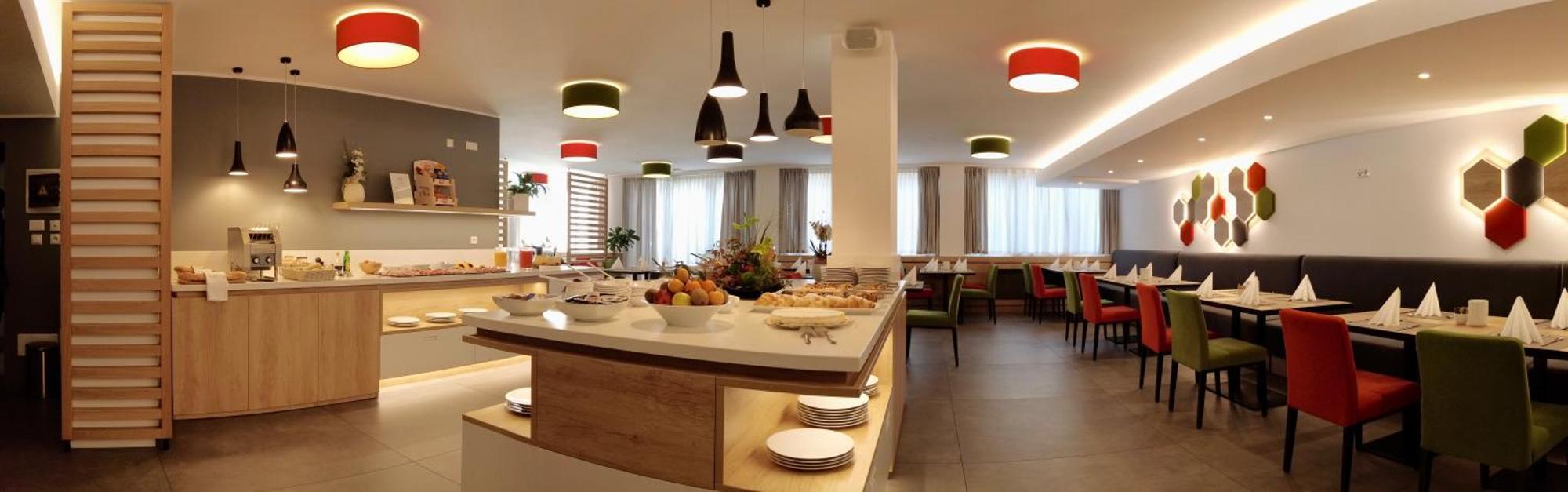 Tourist Hotel Μπρεσανόνε Εξωτερικό φωτογραφία
