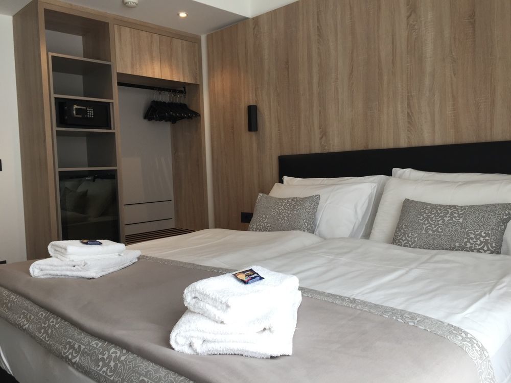 Tourist Hotel Μπρεσανόνε Εξωτερικό φωτογραφία