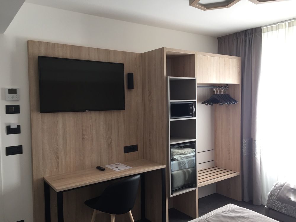 Tourist Hotel Μπρεσανόνε Εξωτερικό φωτογραφία