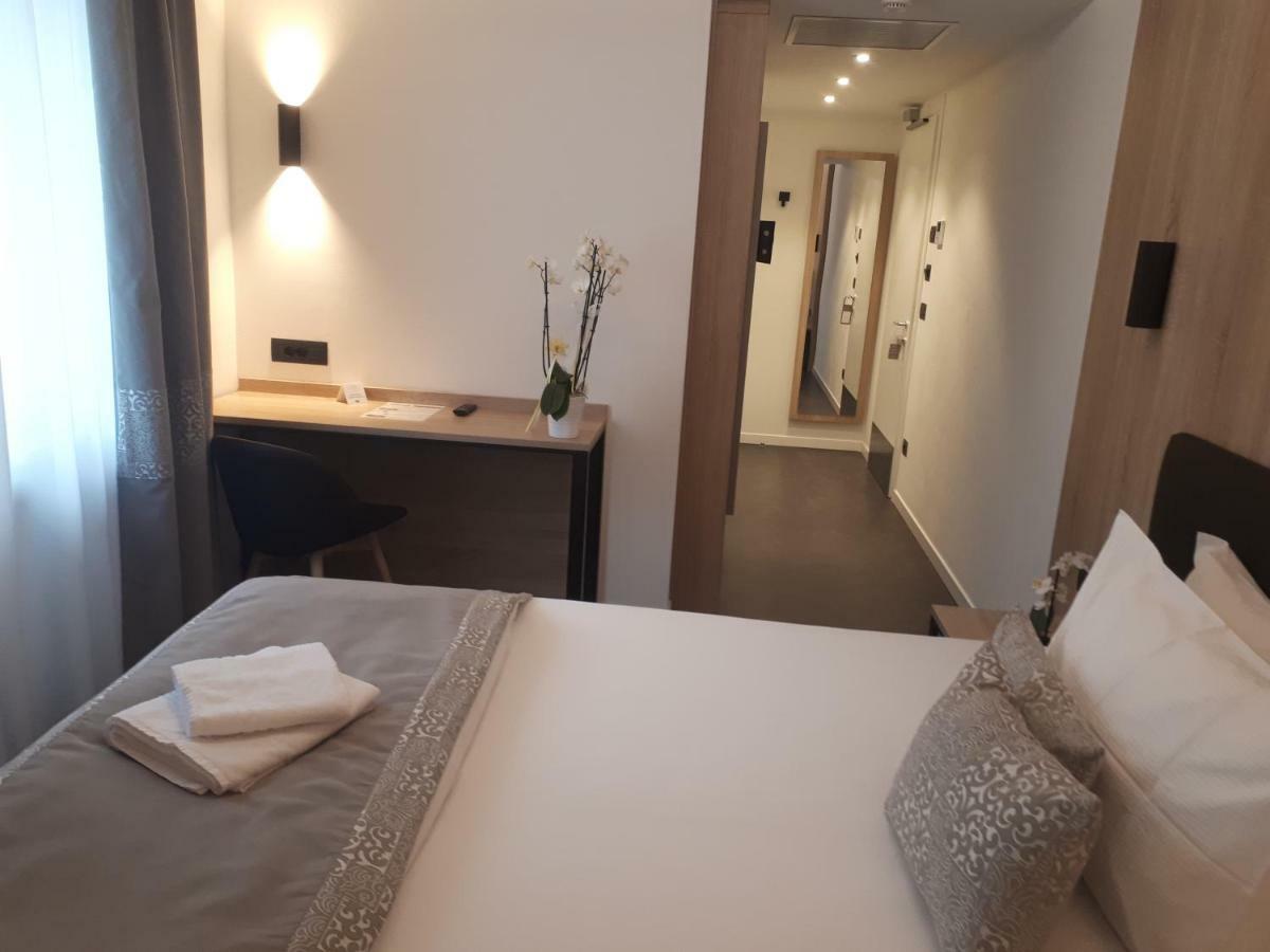 Tourist Hotel Μπρεσανόνε Εξωτερικό φωτογραφία